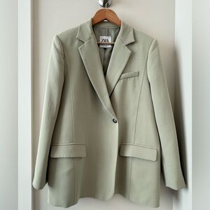 Zara Women's Light Sage Green Blazer
